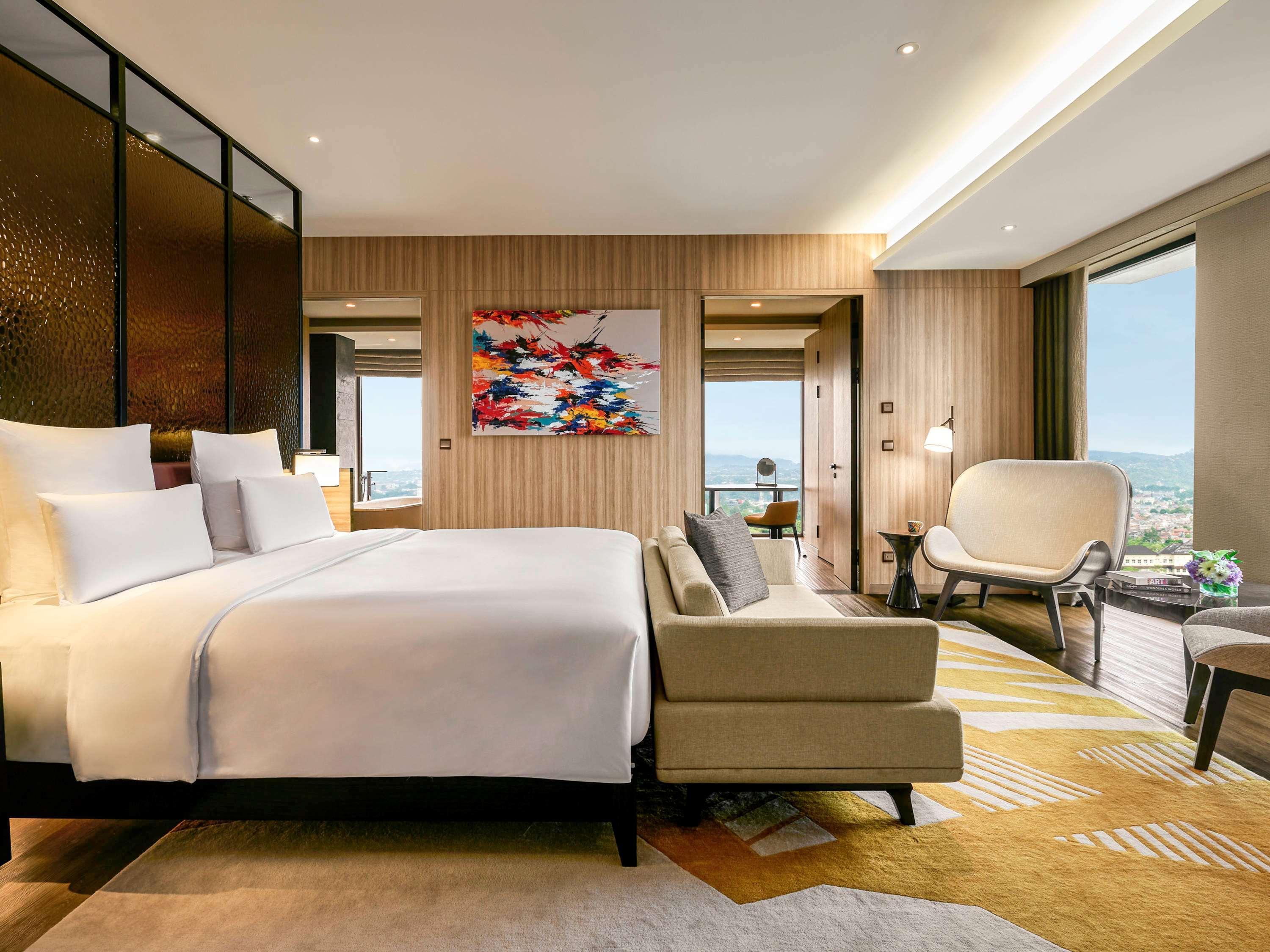Pullman Bandung Grand Central Exteriör bild