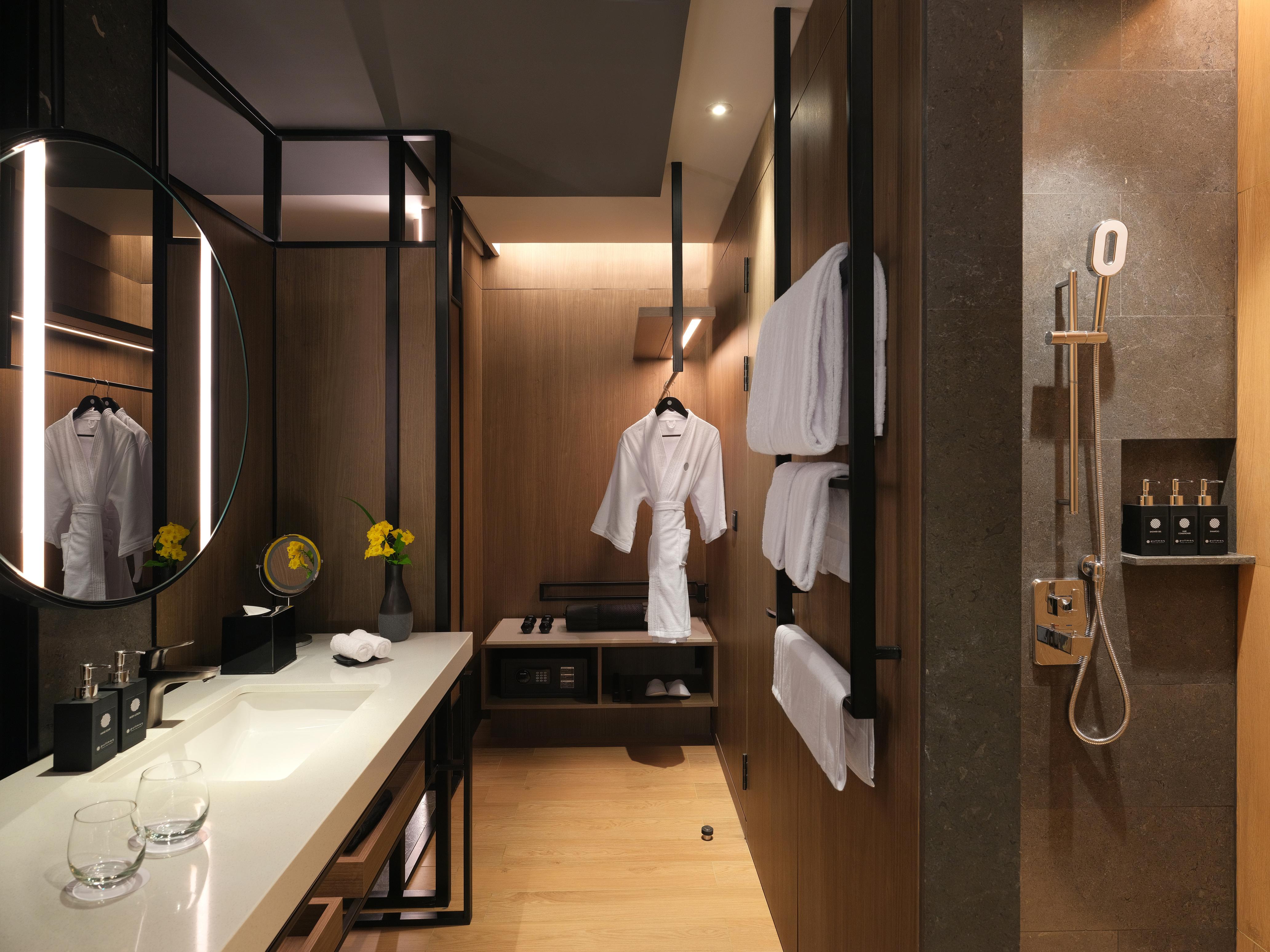 Pullman Bandung Grand Central Exteriör bild